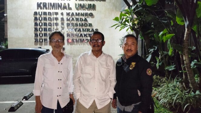 
Foto : korban di Polda Metro Jaya / 28 Mei 2025 ( @WARTAXPRESS.com )