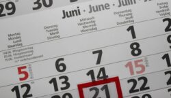 Ilustrasi kalender