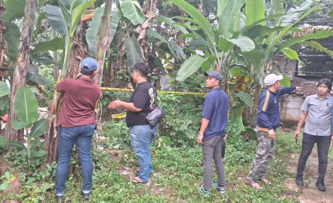 Warga Tangsel di Gegerkan Penemuan Janin Bayi Terbungkus Plastik Warna Merah / Jumat 20 Juni 2025 /