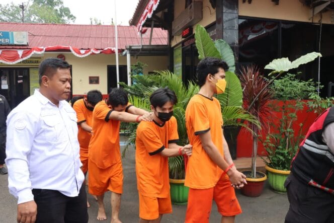 
Para pelaku Curanmor Spesialis di Tangkap Polsek Batuceper.