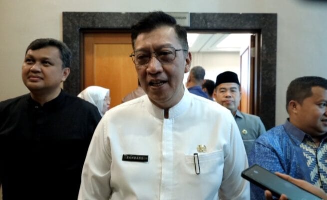 Sekretaris Daerah Kota Tangsel Bambang Noertjahjo memberikan penjelasan terkait bantuan sekolah swasta