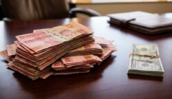 Nilai tukar rupiah melemah dari dolar AS