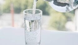 Ilustrasi tarif air minum di Banten