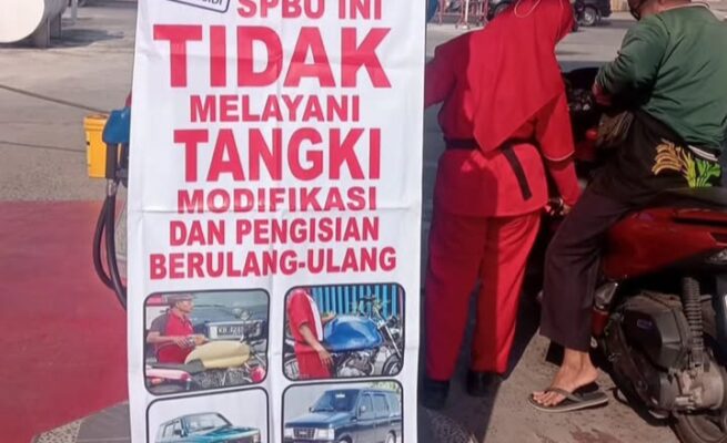 SPBU Pertamina di Kabupaten Tangerang melarang pembelian menggunakan sepeda motor dengan tangki modifikasi