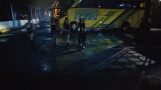 Video klip Honk No Na di kawasan Terminal Pondok Cabe, Pamulang, Tangsel