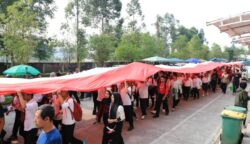 Suasana Kirab Merah Putih dari Stadion Benteng Reborn Kota Tangerang menuju Taman Elektrik, Kota Tangerang, Minggu, 16 Agustus 2026
