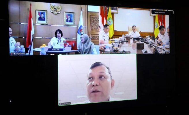 Dalam Forum Reboan Kemendagri, Wali Kota Tangerang H. Sachrudin menekankan pentingnya integrasi sistem informasi dan penguatan layanan pemerintahan berbasis digital guna meningkatkan efektivitas penyelenggaraan pemerintahan.