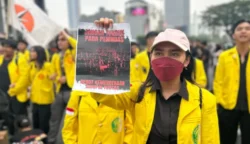 Massa aksi demonstrasi mahasiswa BEM Universitas Indonesia (UI)