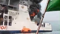 KMP Batumandi terbakar di perairan Selat Sunda dekat Dermaga 6 ASDP Merak, Kelurahan Mekarsari, Kecamatan Pulomerak, Kota Cilegon, Banten.